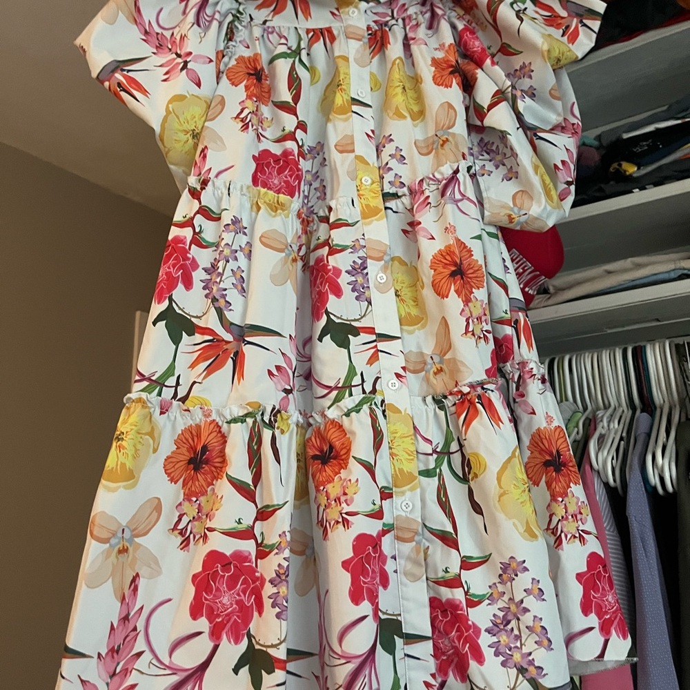Floral Puff-Sleeved Dress!